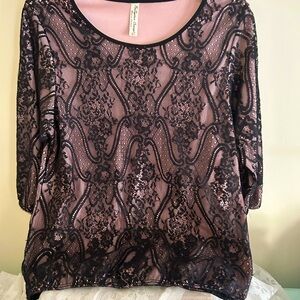 Women’s Perseption Concept size large - black lace overlay with pink top